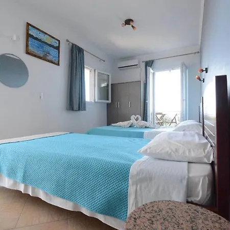 ゲストハウス South Side Athánion