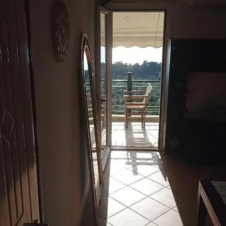 ゲストハウス South Side Athánion