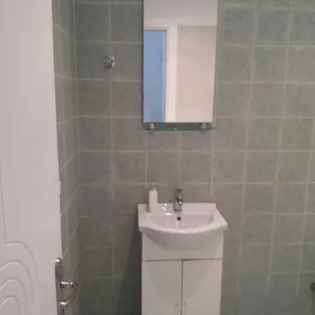 ゲストハウス South Side Athánion