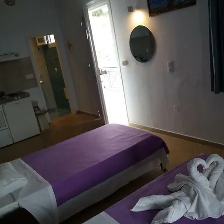 South Side Athánion